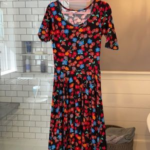 LuLaRoe Nicole Dress - Size M